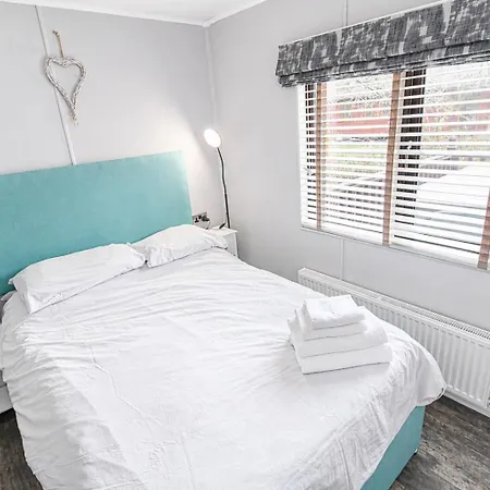 Grasmere 12, White Cross Bay, Windermere *