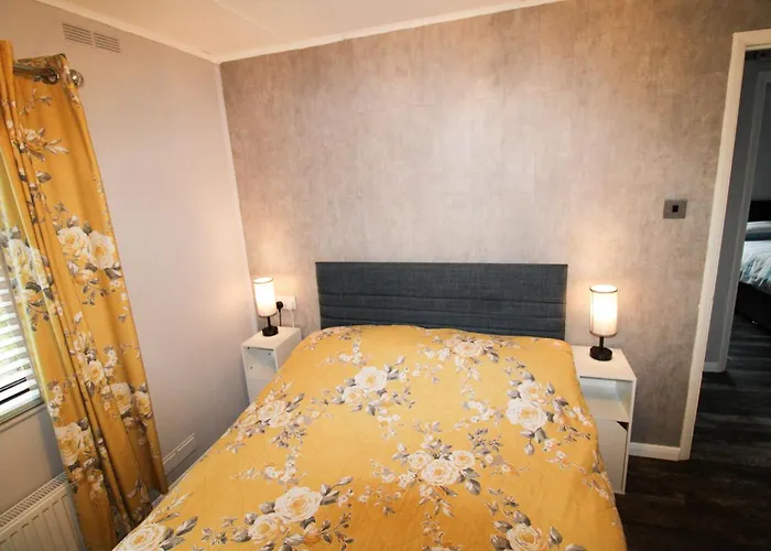 Grasmere 12, White Cross Bay, Windermere *